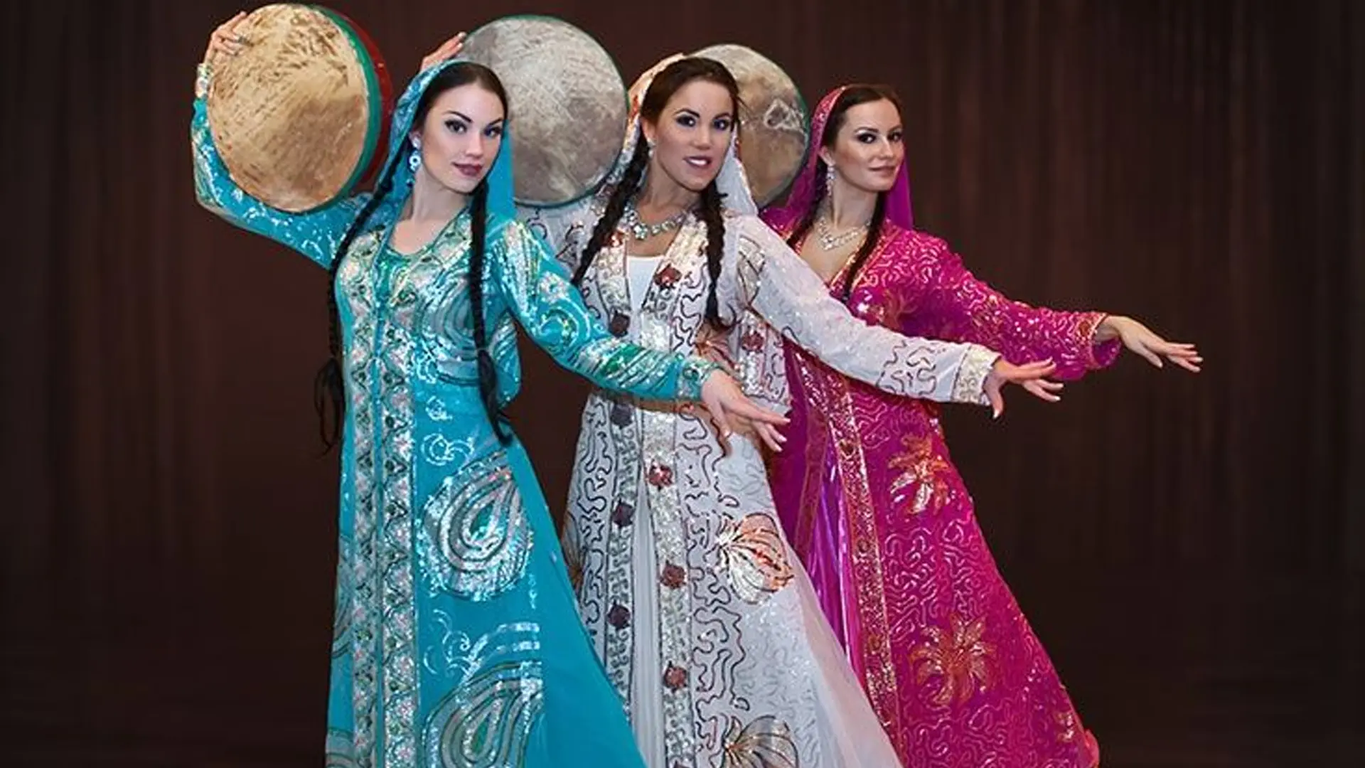 3 Iranian women dancing